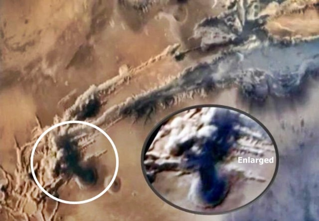 mushroom-cloud-on-mars